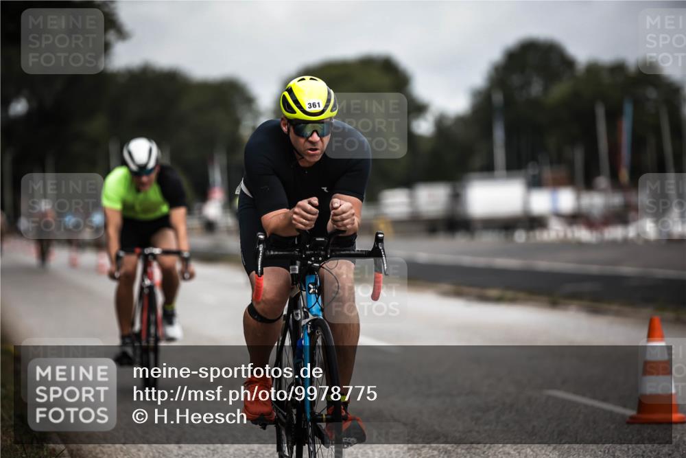 16.08.2026 - KN Förde Triathlon 2026 H.Heesch http://msf.ph/oto/9978775 16.08.2026 11:27:00 Radfahren 343, 359, 361, 383, 412, 804 meine-sportfotos.de
