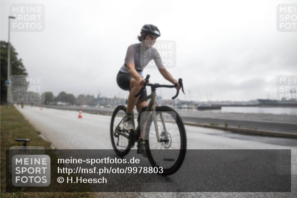 16.08.2026 - KN Förde Triathlon 2026 H.Heesch http://msf.ph/oto/9978803 16.08.2026 10:04:22 Radfahren  meine-sportfotos.de