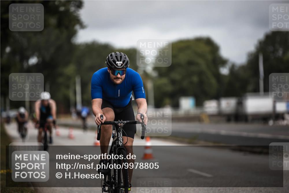 16.08.2026 - KN Förde Triathlon 2026 H.Heesch http://msf.ph/oto/9978805 16.08.2026 11:33:01 Radfahren 368, 369, 430 meine-sportfotos.de