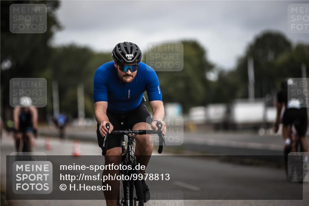 16.08.2026 - KN Förde Triathlon 2026 H.Heesch http://msf.ph/oto/9978813 16.08.2026 11:33:01 Radfahren 368, 369, 430 meine-sportfotos.de