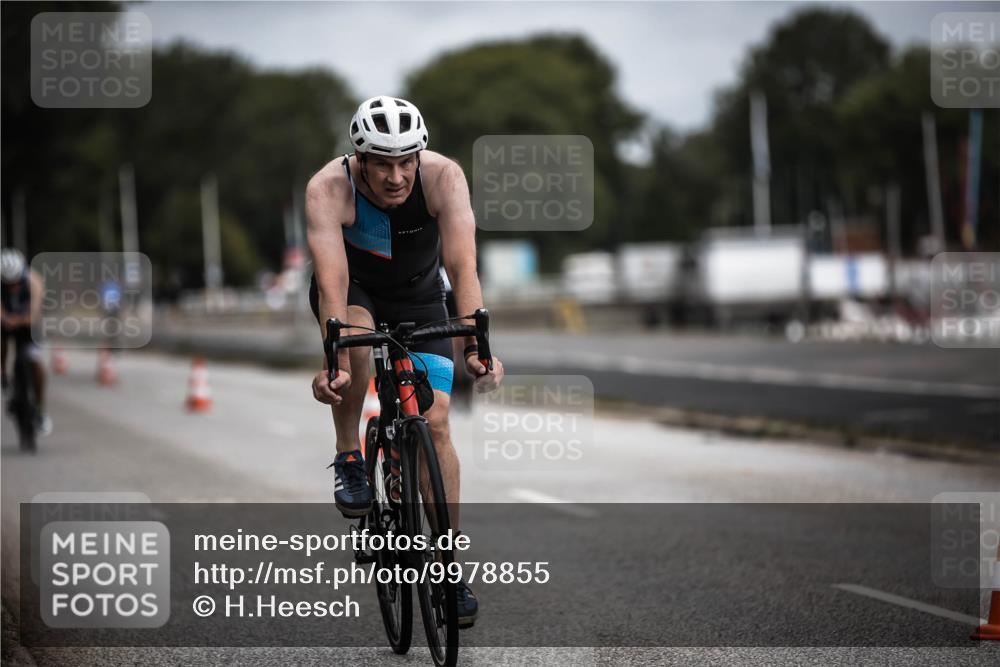 16.08.2026 - KN Förde Triathlon 2026 H.Heesch http://msf.ph/oto/9978855 16.08.2026 11:33:03 Radfahren 368, 369, 386, 430 meine-sportfotos.de
