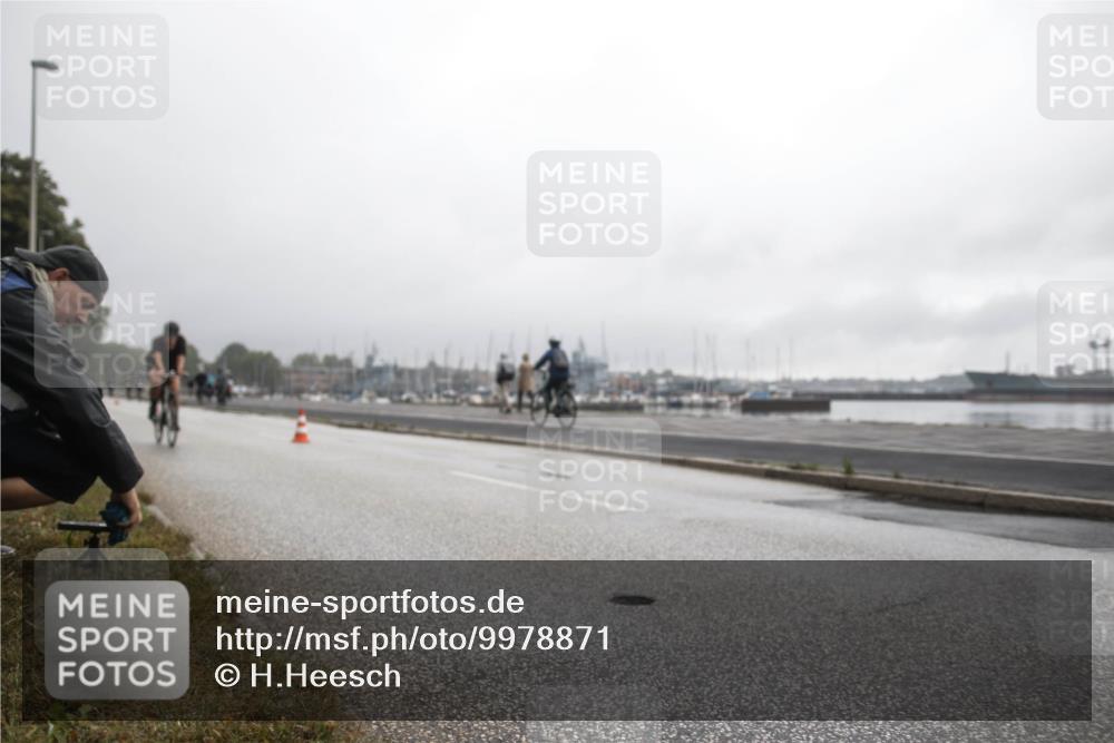 16.08.2026 - KN Förde Triathlon 2026 H.Heesch http://msf.ph/oto/9978871 16.08.2026 10:05:02 Radfahren  meine-sportfotos.de