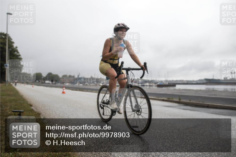 16.08.2026 - KN Förde Triathlon 2026 H.Heesch http://msf.ph/oto/9978903 16.08.2026 10:05:47 Radfahren 233, 234, 247, 253 meine-sportfotos.de