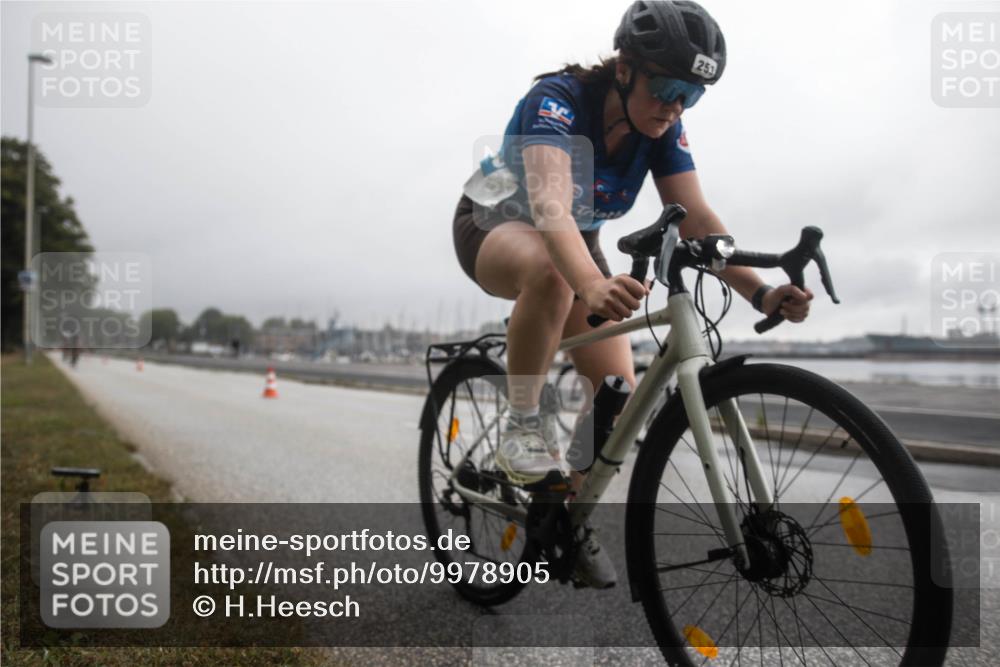16.08.2026 - KN Förde Triathlon 2026 H.Heesch http://msf.ph/oto/9978905 16.08.2026 10:05:52 Radfahren 253 meine-sportfotos.de