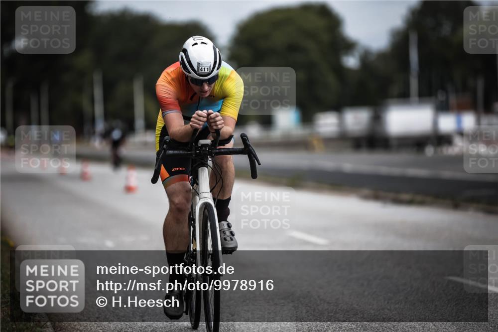 16.08.2026 - KN Förde Triathlon 2026 H.Heesch http://msf.ph/oto/9978916 16.08.2026 11:33:08 Radfahren 369, 386, 411 meine-sportfotos.de
