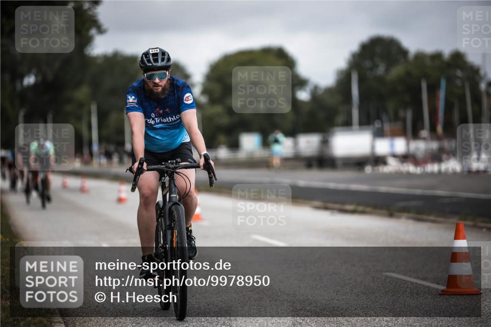 16.08.2026 - KN Förde Triathlon 2026 H.Heesch http://msf.ph/oto/9978950 16.08.2026 11:33:26 Radfahren 350, 376, 379, 438 meine-sportfotos.de