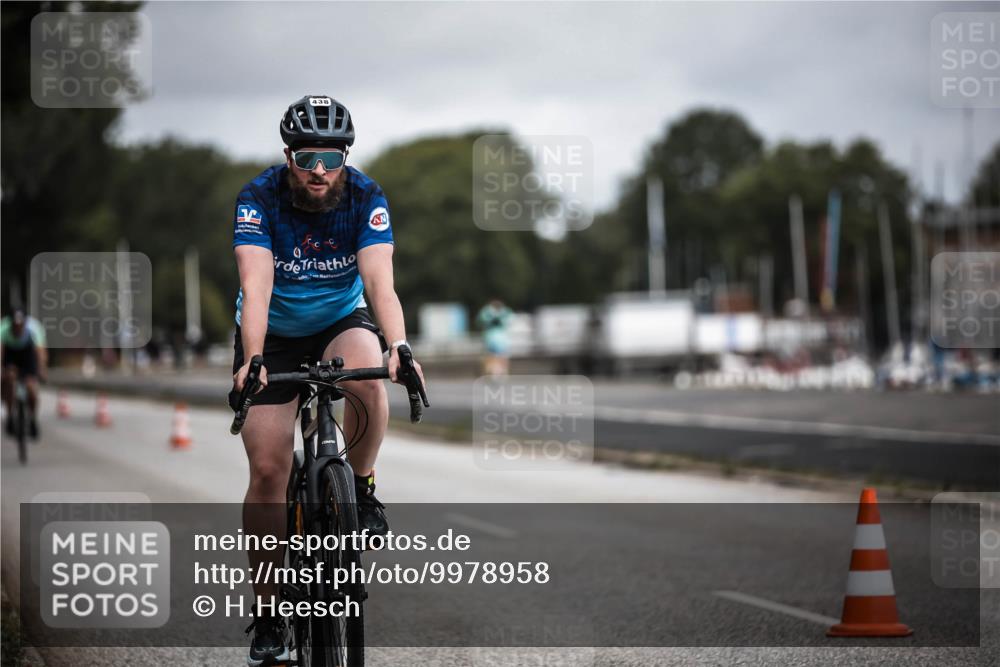 16.08.2026 - KN Förde Triathlon 2026 H.Heesch http://msf.ph/oto/9978958 16.08.2026 11:33:26 Radfahren 350, 376, 379, 438 meine-sportfotos.de