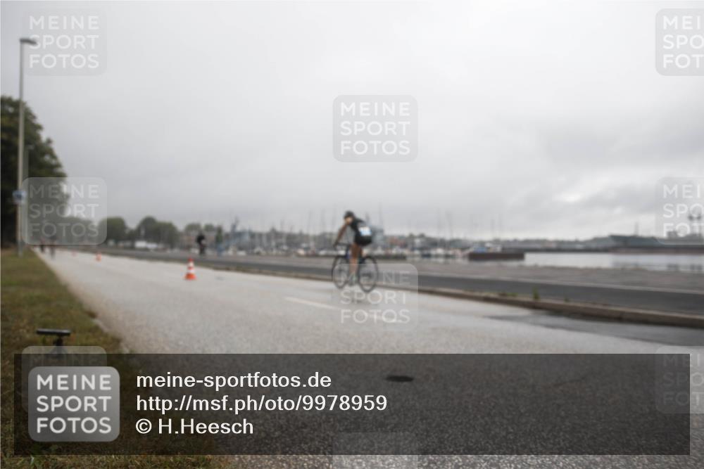 16.08.2026 - KN Förde Triathlon 2026 H.Heesch http://msf.ph/oto/9978959 16.08.2026 10:06:31 Radfahren  meine-sportfotos.de