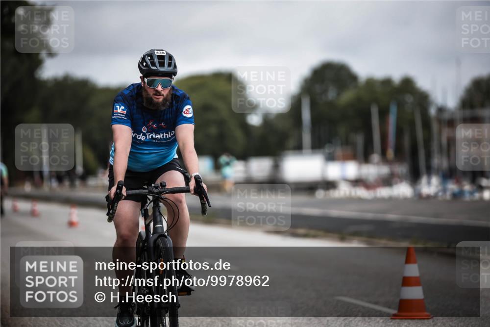 16.08.2026 - KN Förde Triathlon 2026 H.Heesch http://msf.ph/oto/9978962 16.08.2026 11:33:26 Radfahren 350, 376, 379, 438 meine-sportfotos.de