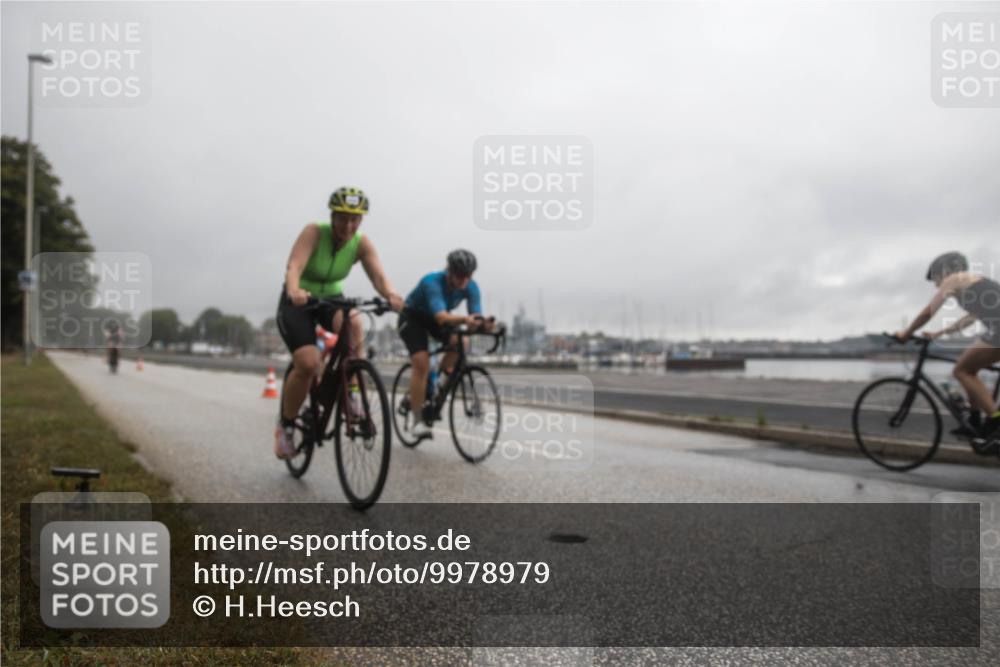16.08.2026 - KN Förde Triathlon 2026 H.Heesch http://msf.ph/oto/9978979 16.08.2026 10:06:47 Radfahren  meine-sportfotos.de