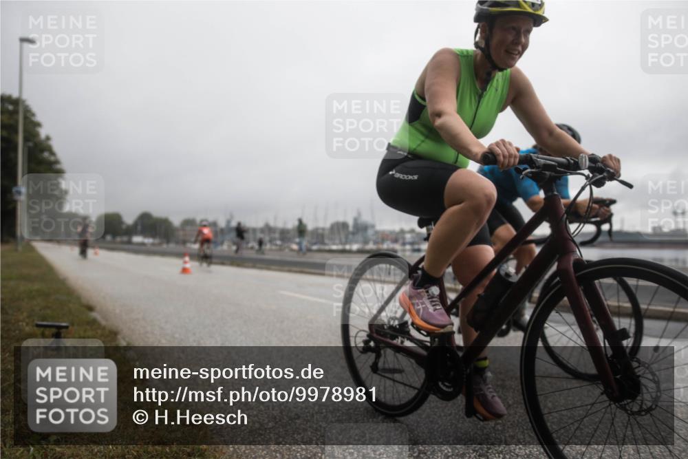 16.08.2026 - KN Förde Triathlon 2026 H.Heesch http://msf.ph/oto/9978981 16.08.2026 10:06:47 Radfahren  meine-sportfotos.de