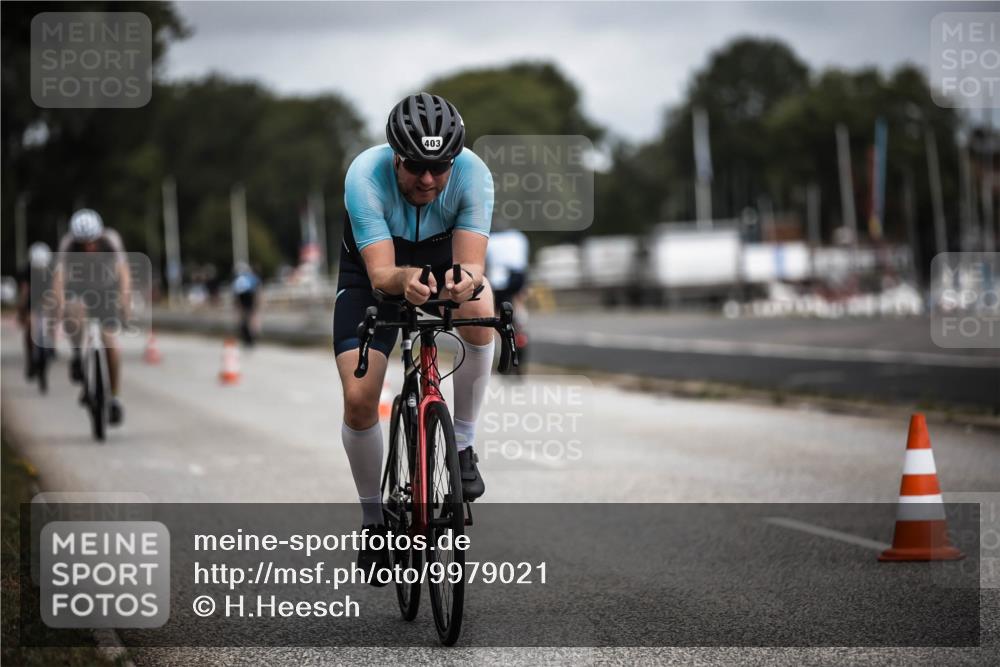 16.08.2026 - KN Förde Triathlon 2026 H.Heesch http://msf.ph/oto/9979021 16.08.2026 11:33:33 Radfahren 316, 379, 388, 403 meine-sportfotos.de