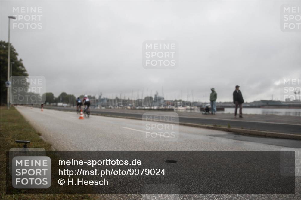 16.08.2026 - KN Förde Triathlon 2026 H.Heesch http://msf.ph/oto/9979024 16.08.2026 10:07:46 Radfahren 223, 258 meine-sportfotos.de