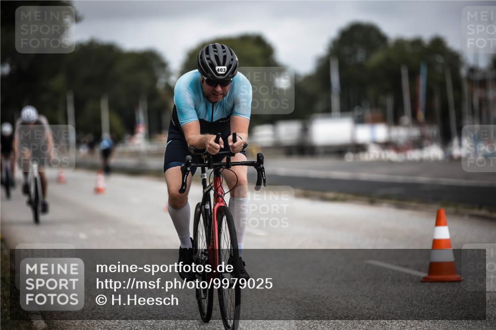 16.08.2026 - KN Förde Triathlon 2026 H.Heesch http://msf.ph/oto/9979025 16.08.2026 11:33:33 Radfahren 316, 379, 388, 403 meine-sportfotos.de