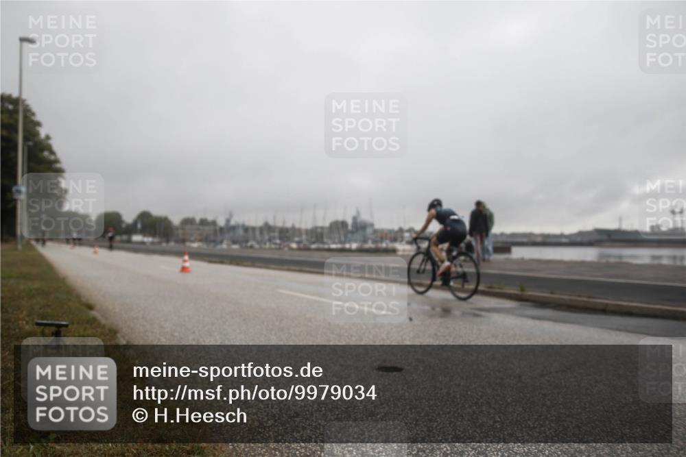 16.08.2026 - KN Förde Triathlon 2026 H.Heesch http://msf.ph/oto/9979034 16.08.2026 10:07:52 Radfahren 261, 268 meine-sportfotos.de
