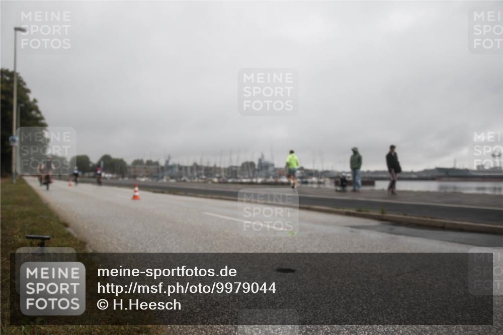 16.08.2026 - KN Förde Triathlon 2026 H.Heesch http://msf.ph/oto/9979044 16.08.2026 10:08:03 Radfahren 128, 132, 216, 219, 264 meine-sportfotos.de