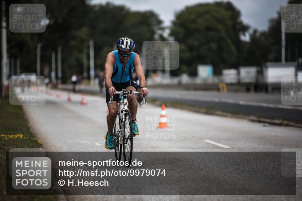 16.08.2026 - KN Förde Triathlon 2026 H.Heesch http://msf.ph/oto/9979074 16.08.2026 11:33:59 Radfahren 328, 357, 375 meine-sportfotos.de