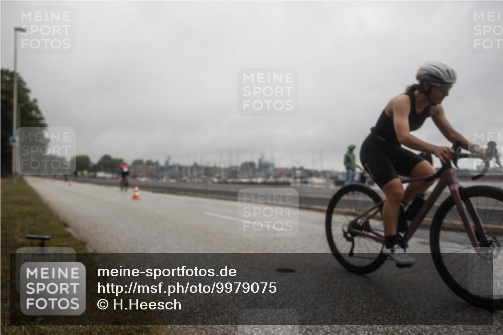 16.08.2026 - KN Förde Triathlon 2026 H.Heesch http://msf.ph/oto/9979075 16.08.2026 10:08:30 Radfahren  meine-sportfotos.de