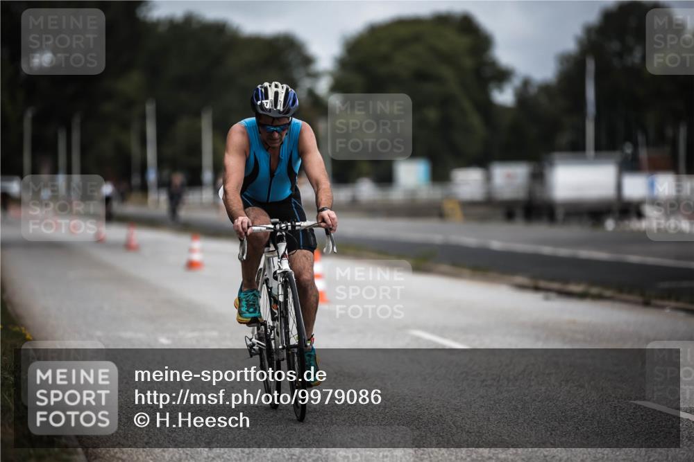 16.08.2026 - KN Förde Triathlon 2026 H.Heesch http://msf.ph/oto/9979086 16.08.2026 11:34:00 Radfahren 328, 357, 375 meine-sportfotos.de