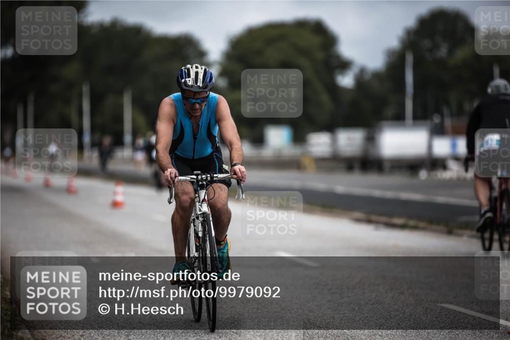 16.08.2026 - KN Förde Triathlon 2026 H.Heesch http://msf.ph/oto/9979092 16.08.2026 11:34:00 Radfahren 328, 357, 375 meine-sportfotos.de