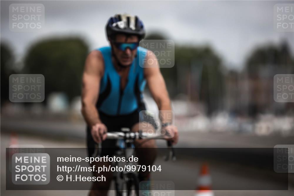 16.08.2026 - KN Förde Triathlon 2026 H.Heesch http://msf.ph/oto/9979104 16.08.2026 11:34:01 Radfahren 328, 357, 375 meine-sportfotos.de