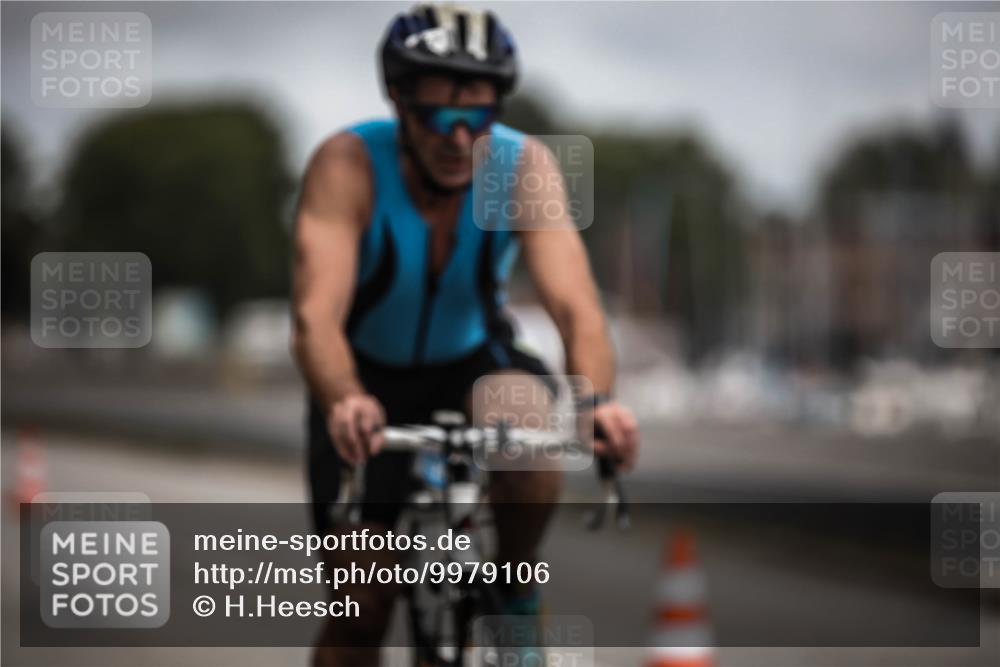 16.08.2026 - KN Förde Triathlon 2026 H.Heesch http://msf.ph/oto/9979106 16.08.2026 11:34:01 Radfahren 328, 357, 375 meine-sportfotos.de