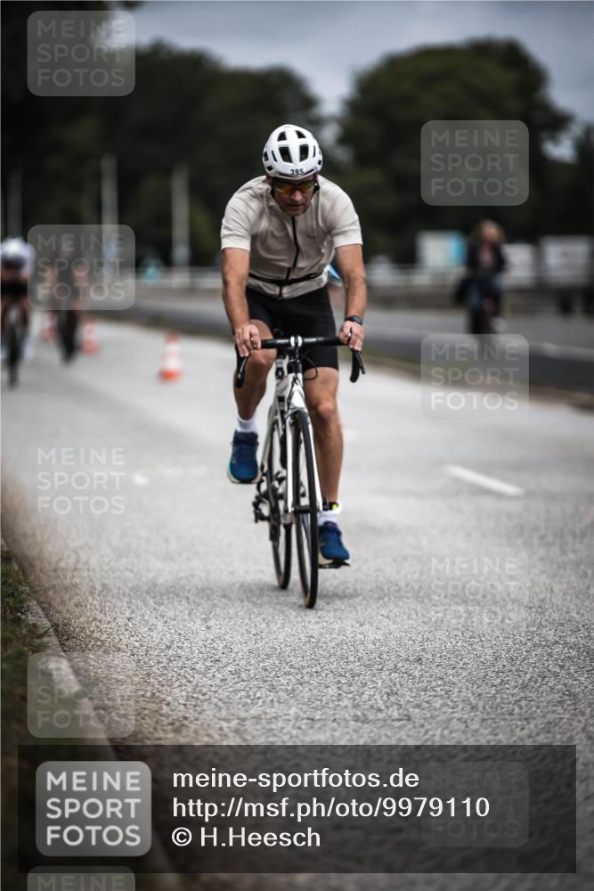 16.08.2026 - KN Förde Triathlon 2026 H.Heesch http://msf.ph/oto/9979110 16.08.2026 11:34:14 Radfahren 359, 361, 395, 415, 804 meine-sportfotos.de