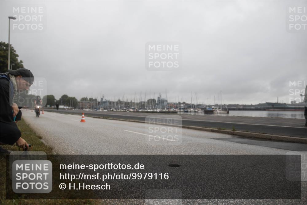 16.08.2026 - KN Förde Triathlon 2026 H.Heesch http://msf.ph/oto/9979116 16.08.2026 10:08:45 Radfahren 250, 256 meine-sportfotos.de