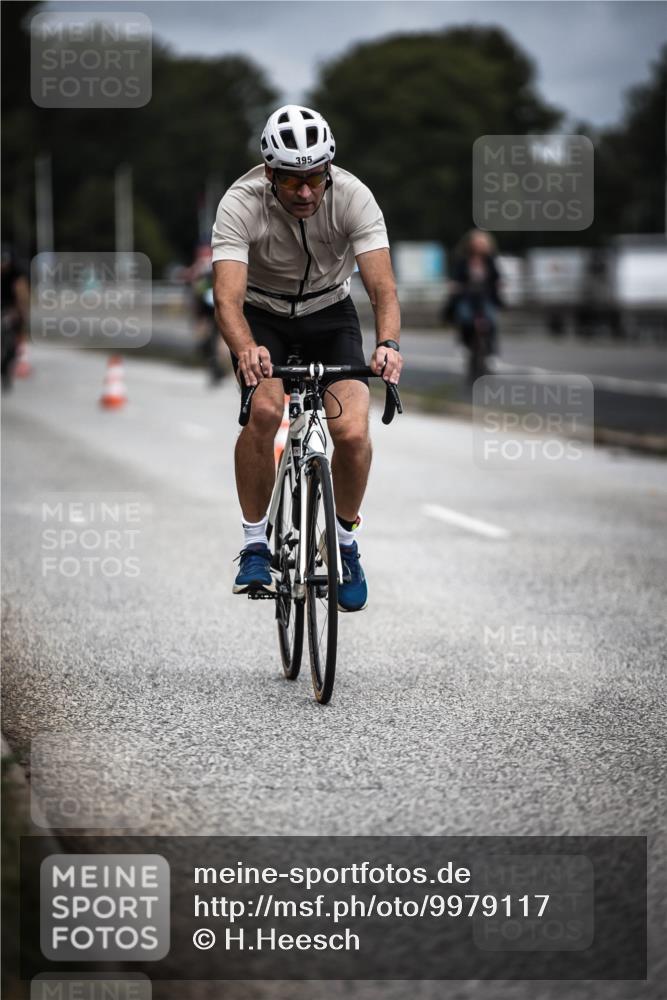 16.08.2026 - KN Förde Triathlon 2026 H.Heesch http://msf.ph/oto/9979117 16.08.2026 11:34:15 Radfahren 359, 361, 395, 415, 424, 804 meine-sportfotos.de