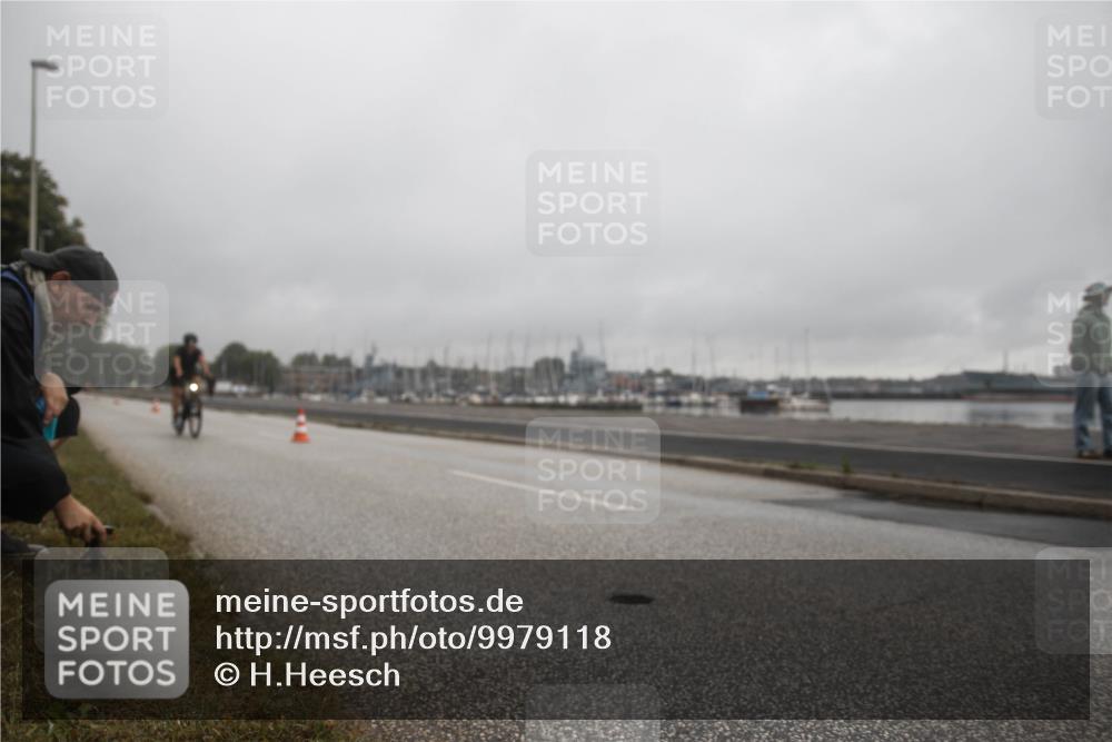 16.08.2026 - KN Förde Triathlon 2026 H.Heesch http://msf.ph/oto/9979118 16.08.2026 10:08:46 Radfahren 250, 256 meine-sportfotos.de