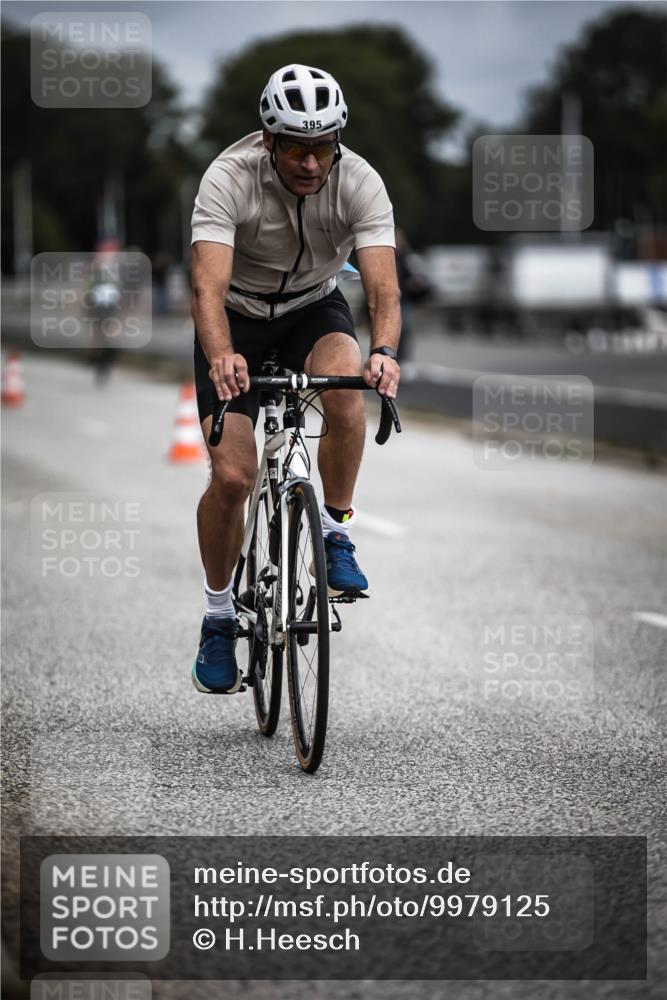 16.08.2026 - KN Förde Triathlon 2026 H.Heesch http://msf.ph/oto/9979125 16.08.2026 11:34:15 Radfahren 359, 361, 395, 415, 424, 804 meine-sportfotos.de