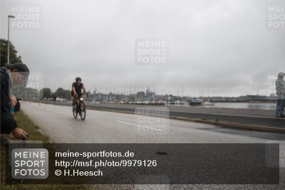 16.08.2026 - KN Förde Triathlon 2026 H.Heesch http://msf.ph/oto/9979126 16.08.2026 10:08:47 Radfahren 205, 250, 256 meine-sportfotos.de