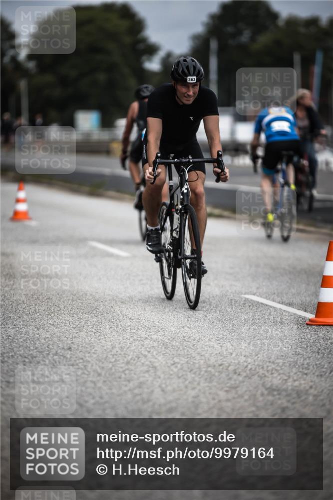 16.08.2026 - KN Förde Triathlon 2026 H.Heesch http://msf.ph/oto/9979164 16.08.2026 11:34:19 Radfahren 395, 422, 424 meine-sportfotos.de