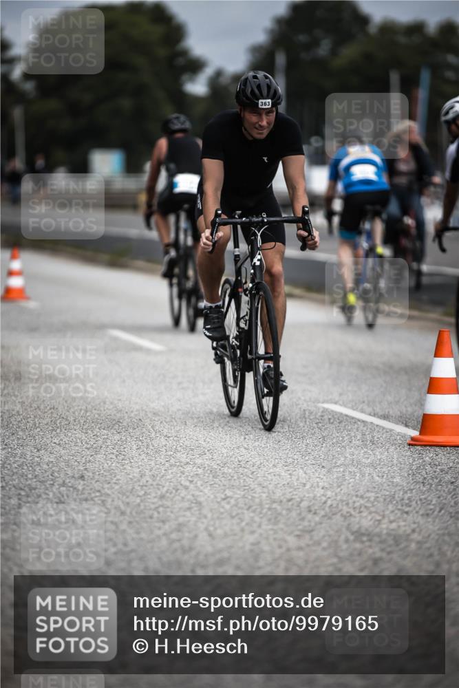 16.08.2026 - KN Förde Triathlon 2026 H.Heesch http://msf.ph/oto/9979165 16.08.2026 11:34:19 Radfahren 395, 422, 424 meine-sportfotos.de