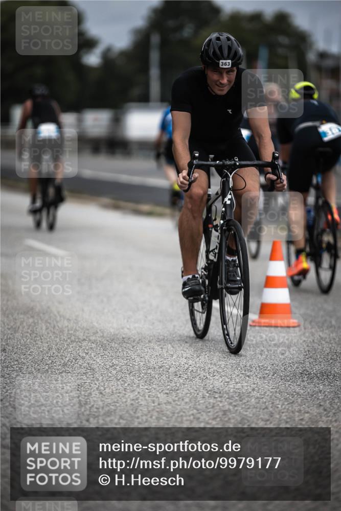 16.08.2026 - KN Förde Triathlon 2026 H.Heesch http://msf.ph/oto/9979177 16.08.2026 11:34:19 Radfahren 395, 422, 424 meine-sportfotos.de