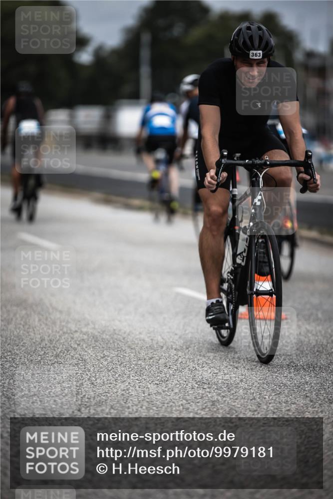 16.08.2026 - KN Förde Triathlon 2026 H.Heesch http://msf.ph/oto/9979181 16.08.2026 11:34:19 Radfahren 395, 422, 424 meine-sportfotos.de