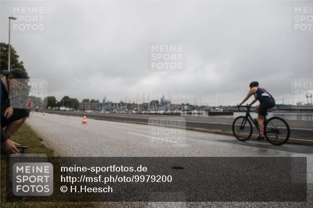 16.08.2026 - KN Förde Triathlon 2026 H.Heesch http://msf.ph/oto/9979200 16.08.2026 10:11:00 Radfahren 248, 267 meine-sportfotos.de