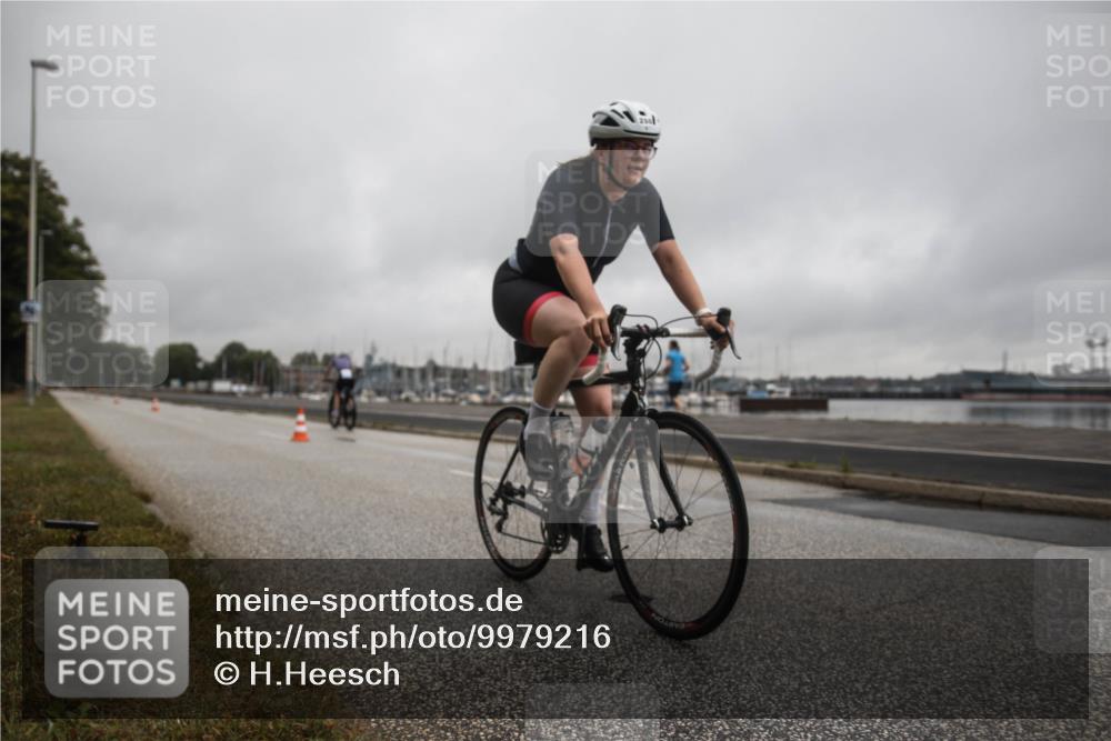 16.08.2026 - KN Förde Triathlon 2026 H.Heesch http://msf.ph/oto/9979216 16.08.2026 10:11:39 Radfahren  meine-sportfotos.de