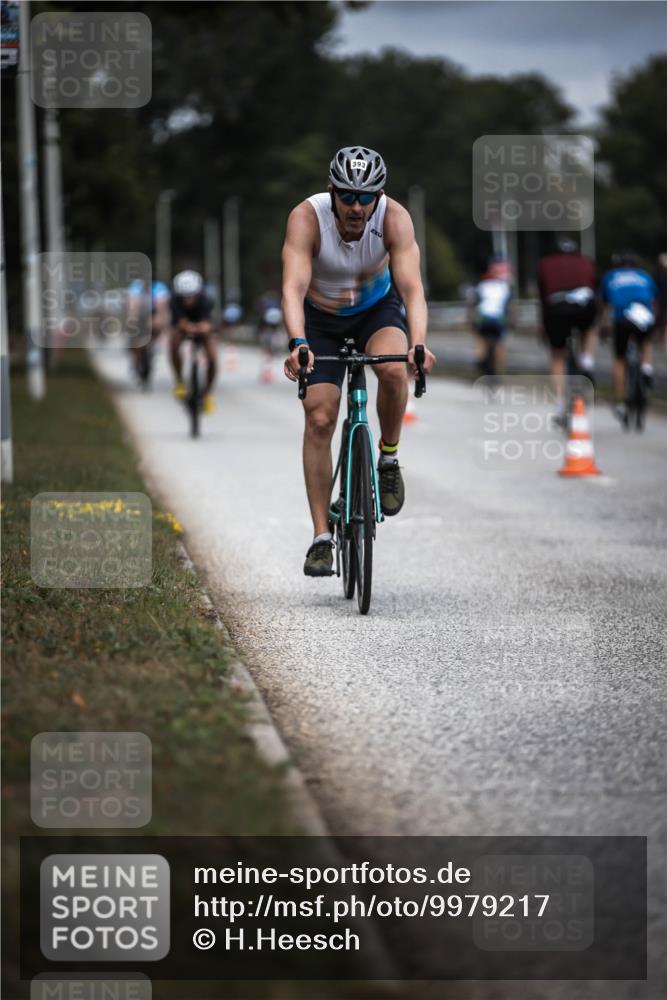 16.08.2026 - KN Förde Triathlon 2026 H.Heesch http://msf.ph/oto/9979217 16.08.2026 11:34:40 Radfahren 343, 393, 400 meine-sportfotos.de