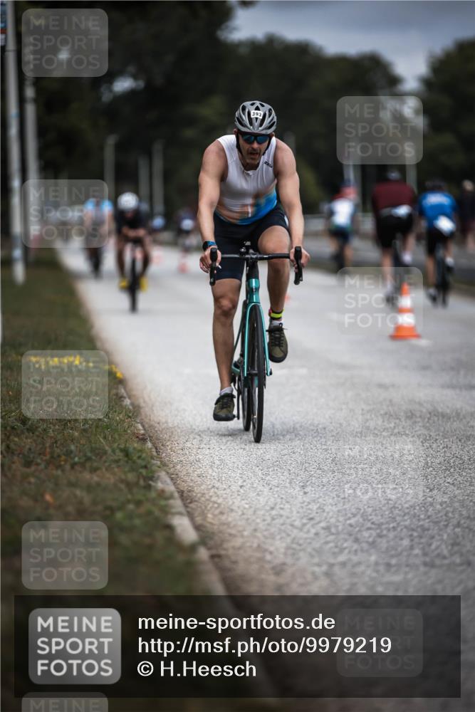 16.08.2026 - KN Förde Triathlon 2026 H.Heesch http://msf.ph/oto/9979219 16.08.2026 11:34:40 Radfahren 343, 393, 400 meine-sportfotos.de