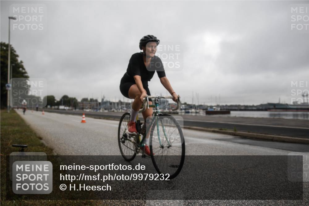 16.08.2026 - KN Förde Triathlon 2026 H.Heesch http://msf.ph/oto/9979232 16.08.2026 10:13:28 Radfahren 244 meine-sportfotos.de