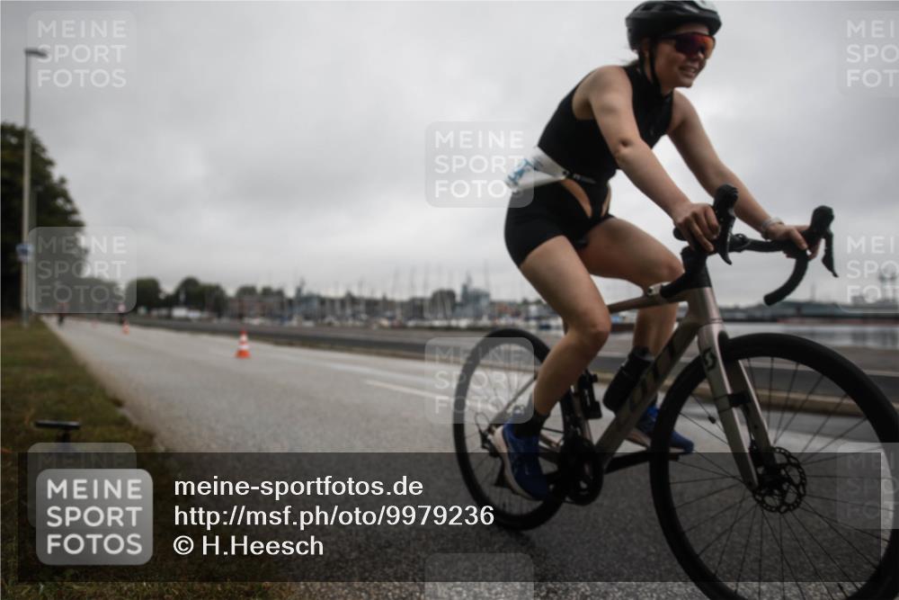 16.08.2026 - KN Förde Triathlon 2026 H.Heesch http://msf.ph/oto/9979236 16.08.2026 10:13:46 Radfahren  meine-sportfotos.de