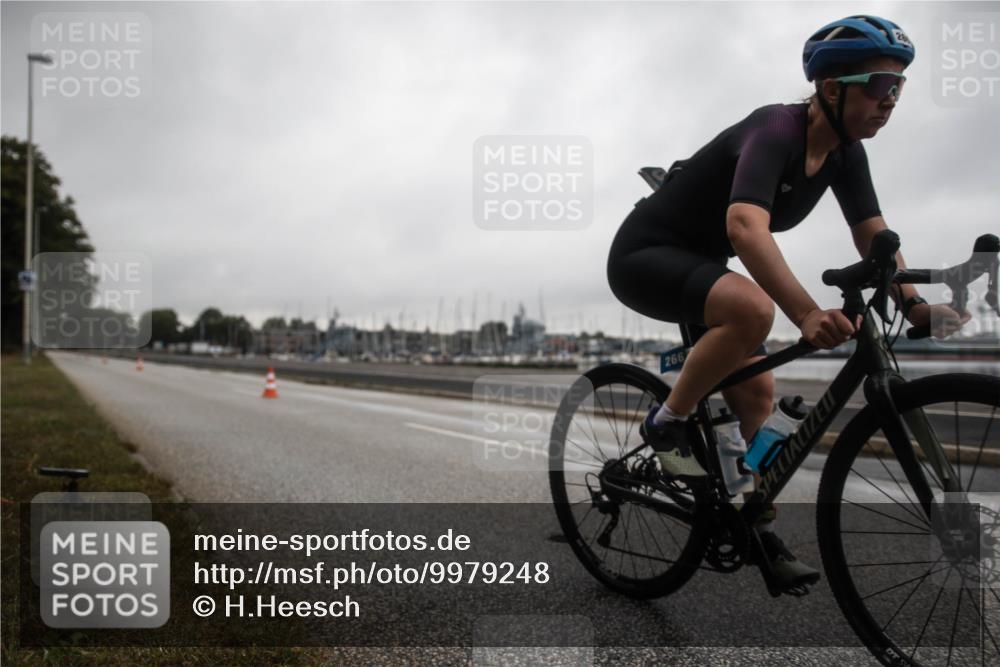 16.08.2026 - KN Förde Triathlon 2026 H.Heesch http://msf.ph/oto/9979248 16.08.2026 10:15:22 Radfahren 253 meine-sportfotos.de