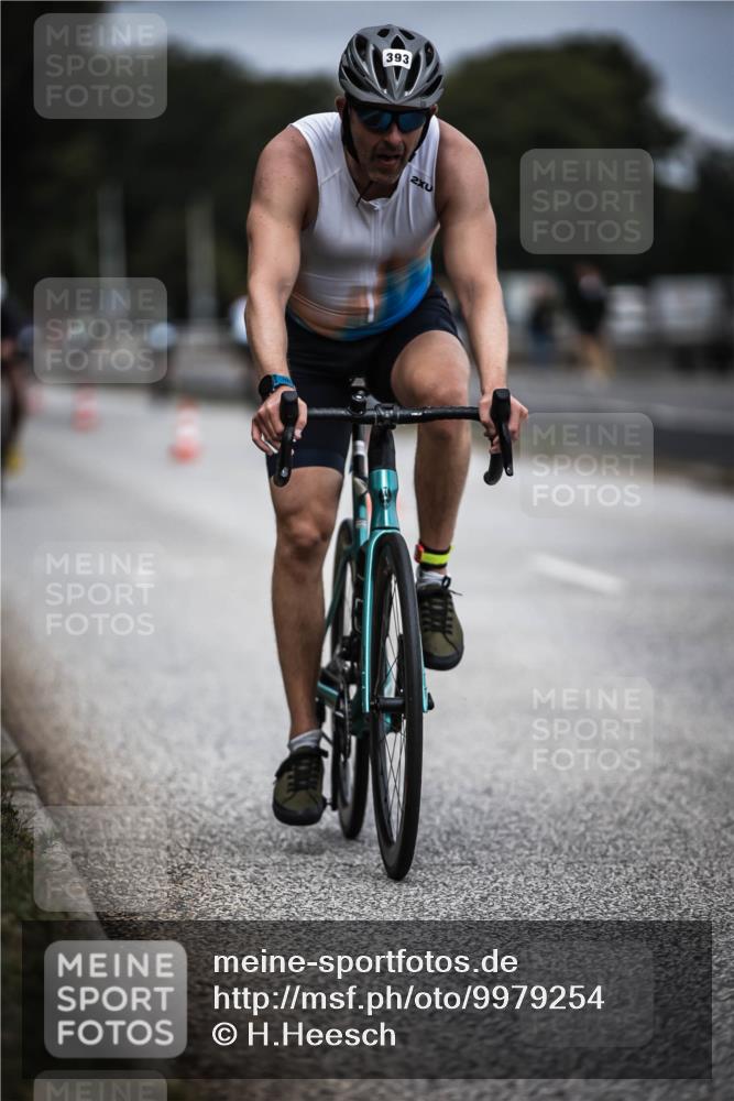 16.08.2026 - KN Förde Triathlon 2026 H.Heesch http://msf.ph/oto/9979254 16.08.2026 11:34:40 Radfahren 343, 393, 400 meine-sportfotos.de