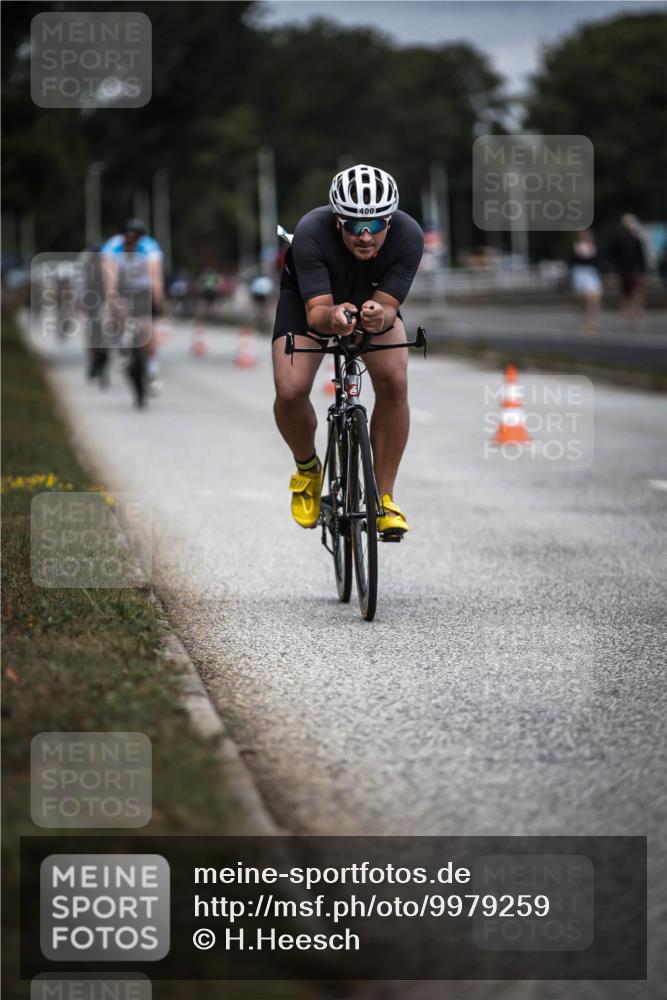 16.08.2026 - KN Förde Triathlon 2026 H.Heesch http://msf.ph/oto/9979259 16.08.2026 11:34:43 Radfahren 343, 345, 358, 393, 400, 410 meine-sportfotos.de