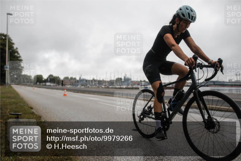 16.08.2026 - KN Förde Triathlon 2026 H.Heesch http://msf.ph/oto/9979266 16.08.2026 10:18:00 Radfahren  meine-sportfotos.de