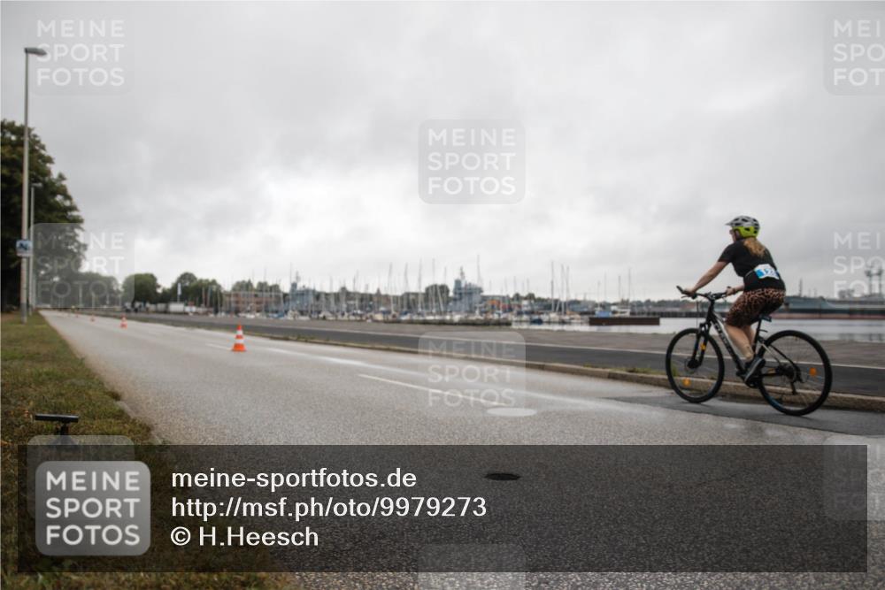 16.08.2026 - KN Förde Triathlon 2026 H.Heesch http://msf.ph/oto/9979273 16.08.2026 10:19:02 Radfahren  meine-sportfotos.de