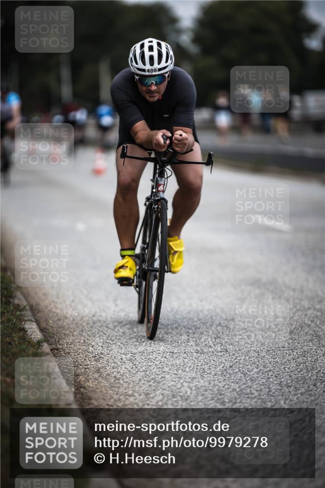 16.08.2026 - KN Förde Triathlon 2026 H.Heesch http://msf.ph/oto/9979278 16.08.2026 11:34:43 Radfahren 343, 345, 358, 393, 400, 410 meine-sportfotos.de