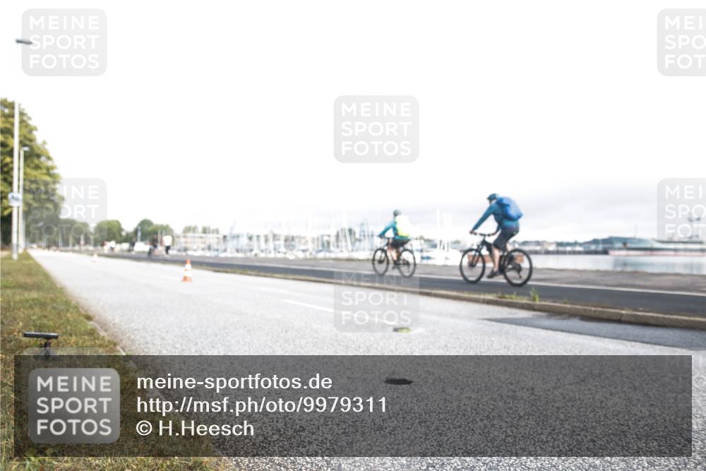 16.08.2026 - KN Förde Triathlon 2026 H.Heesch http://msf.ph/oto/9979311 16.08.2026 10:42:15 Radfahren  meine-sportfotos.de
