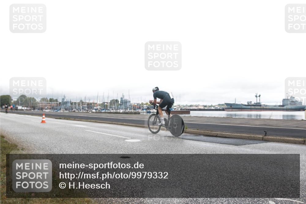 16.08.2026 - KN Förde Triathlon 2026 H.Heesch http://msf.ph/oto/9979332 16.08.2026 11:00:13 Radfahren  meine-sportfotos.de